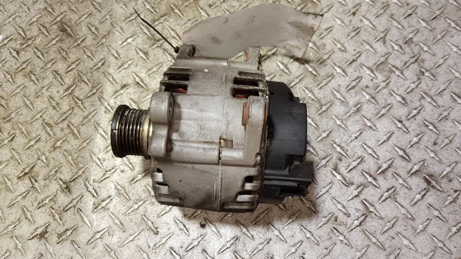View Auto part Alternator Audi Q5 2012