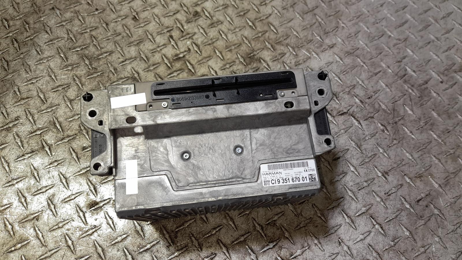 View Auto part Radio/Cd/Dvd/Sat/Tv Bmw 5 Series 2014