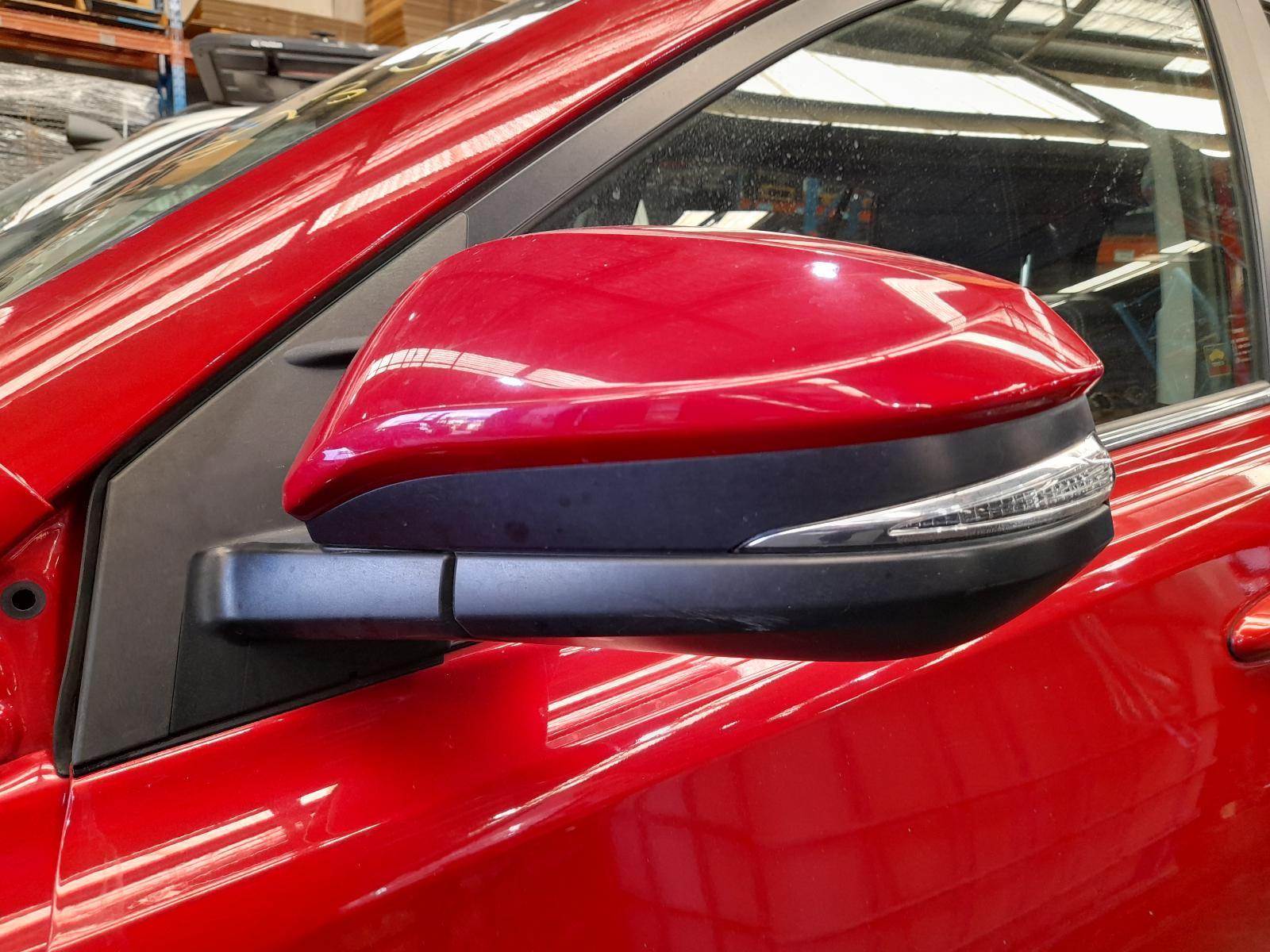View Auto part Left Door Mirror Toyota Rav4 2015