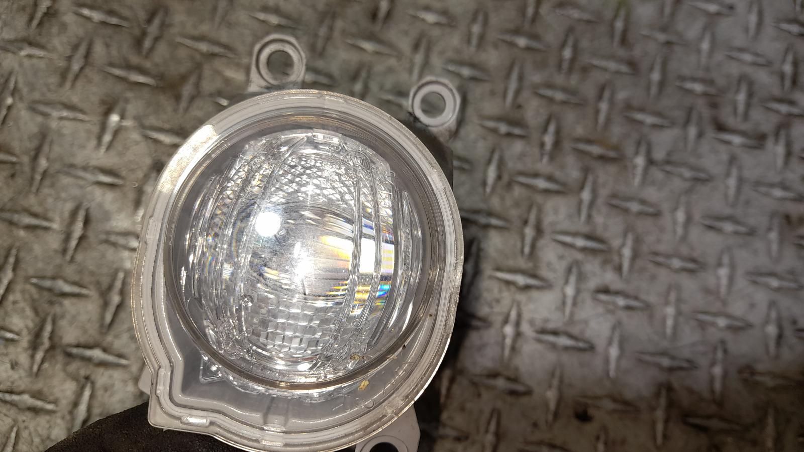 View Auto part Right Indicator/Fog/Side Toyota C-hr 2020