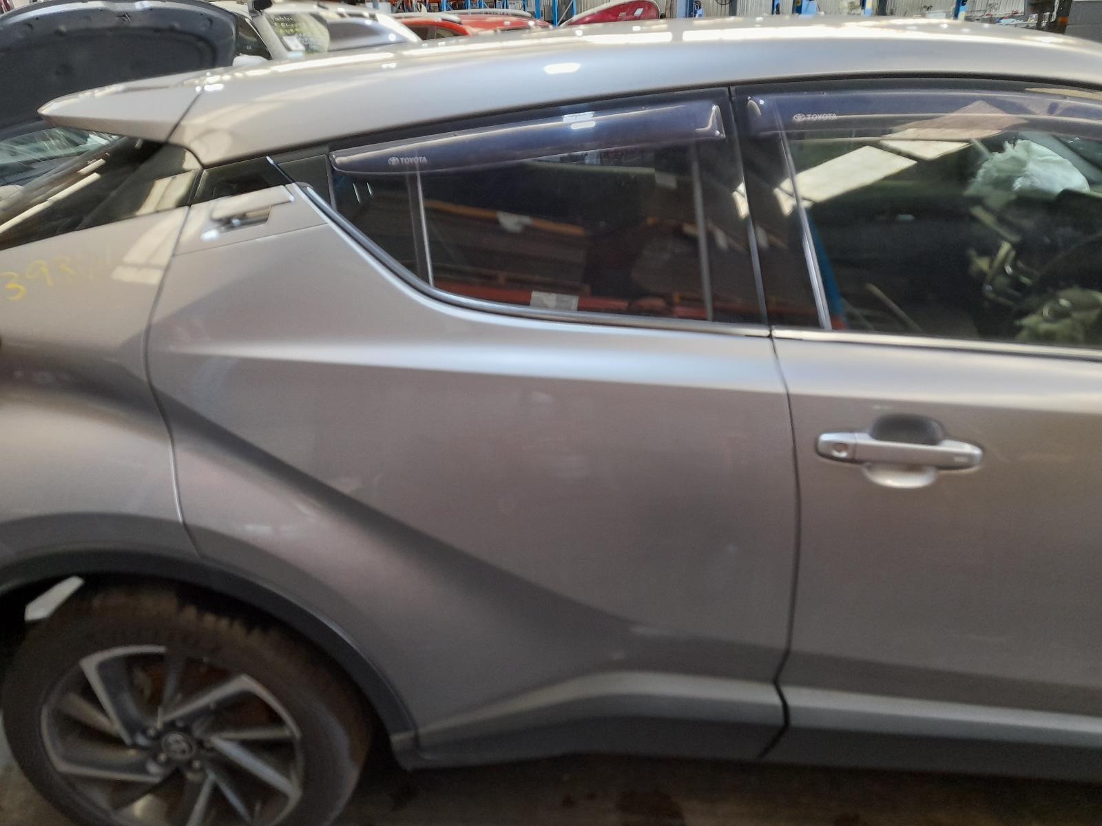 View Auto part Right Rear Wnd Reg/Motor Toyota C-hr 2020