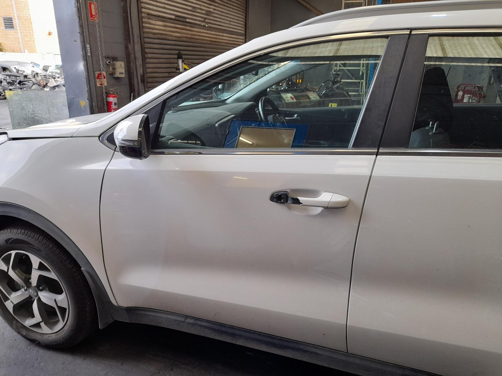 View Auto part Left Front Door Kia Sportage 2018