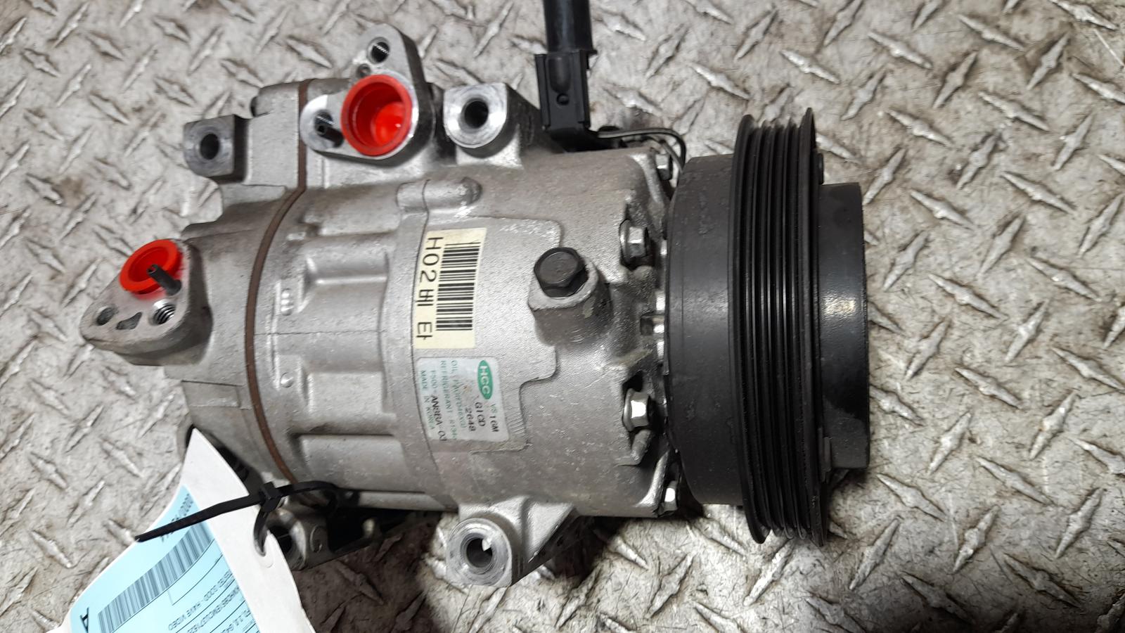 View Auto part A/C Compressor Hyundai I30 2011