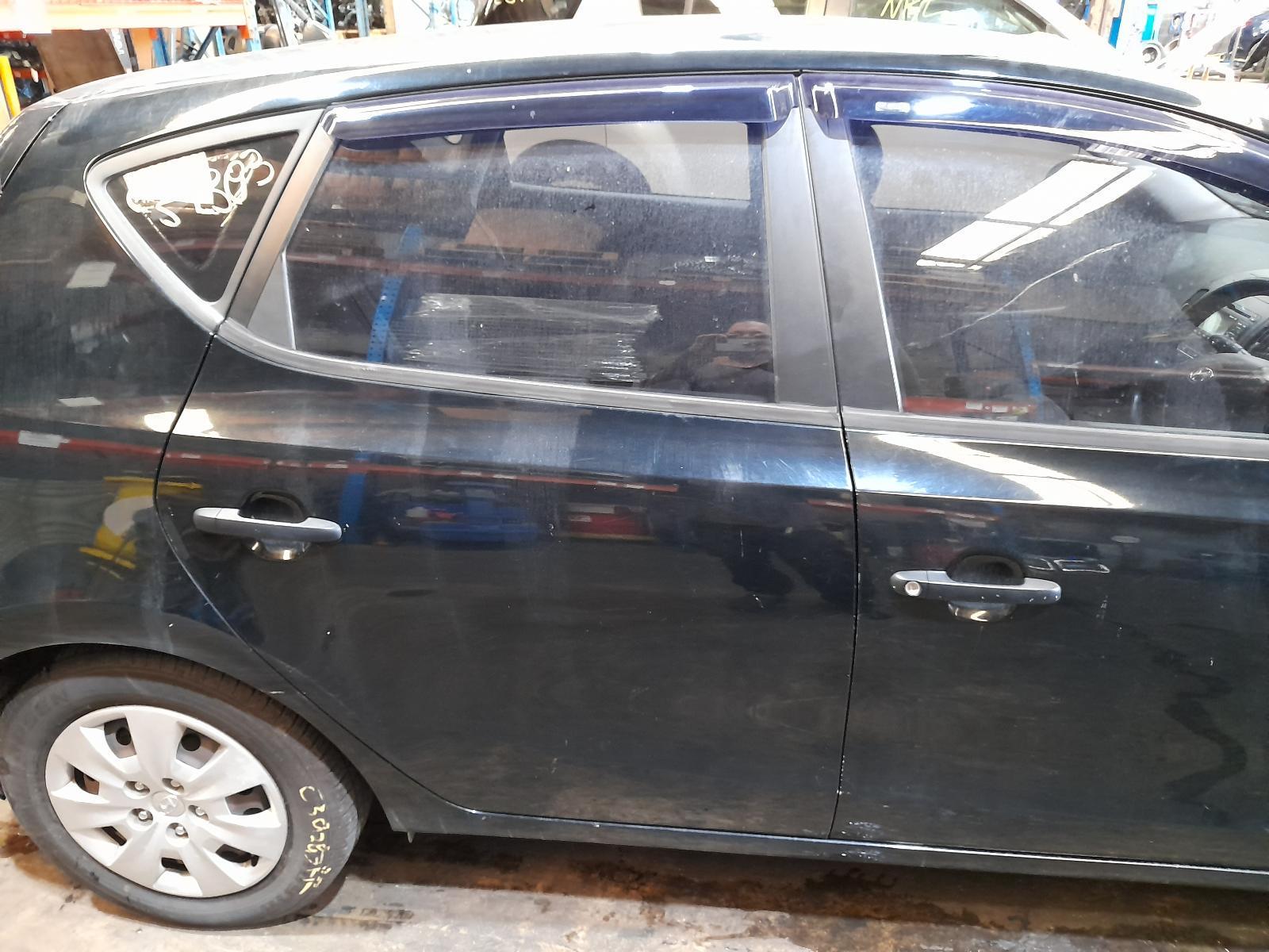View Auto part Right Rear Wnd Reg/Motor Hyundai I30 2011
