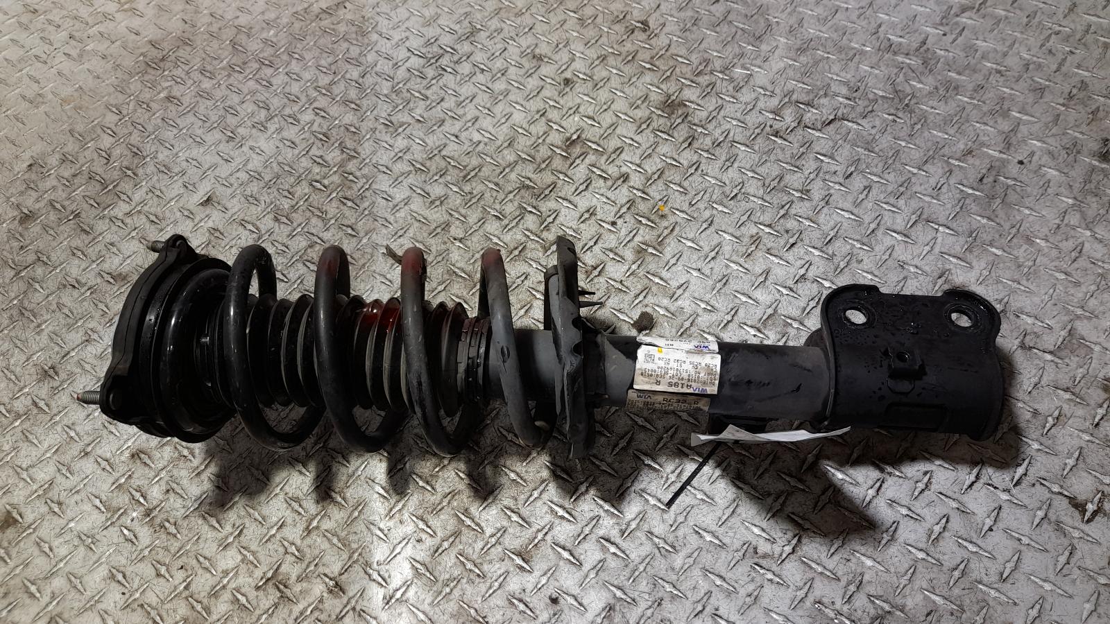 View Auto part Right Front Strut Kia Carnival/grand Carnival 2016