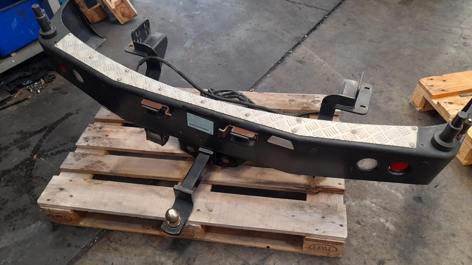View Auto part Towbar Holden Trailblazer 2017