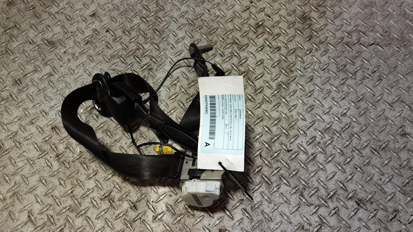 View Auto part Seatbelt/Stalk Volkswagen Amarok 2015
