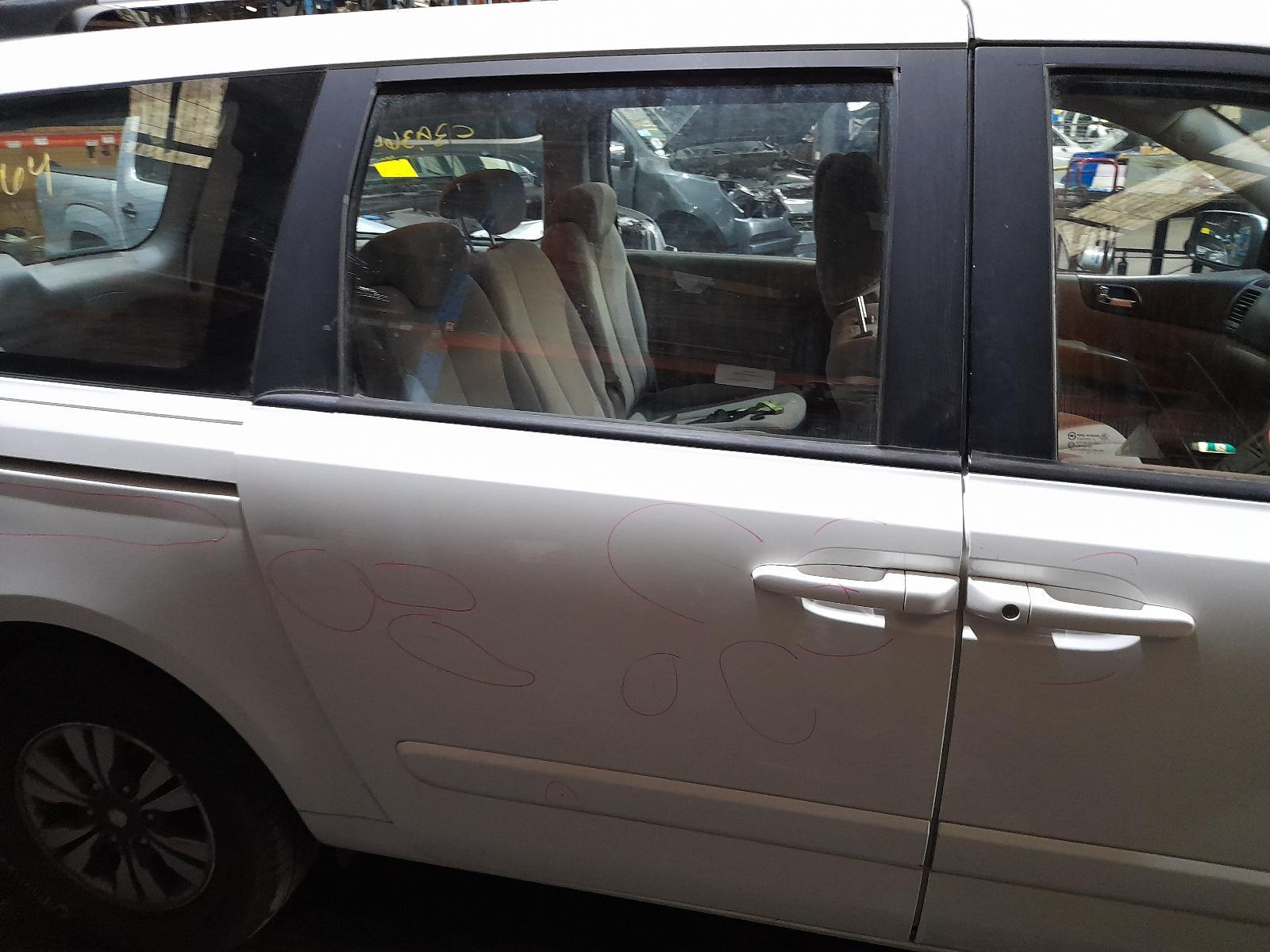 View Auto part Right Rear Door Window Kia Carnival/grand Carnival 2012