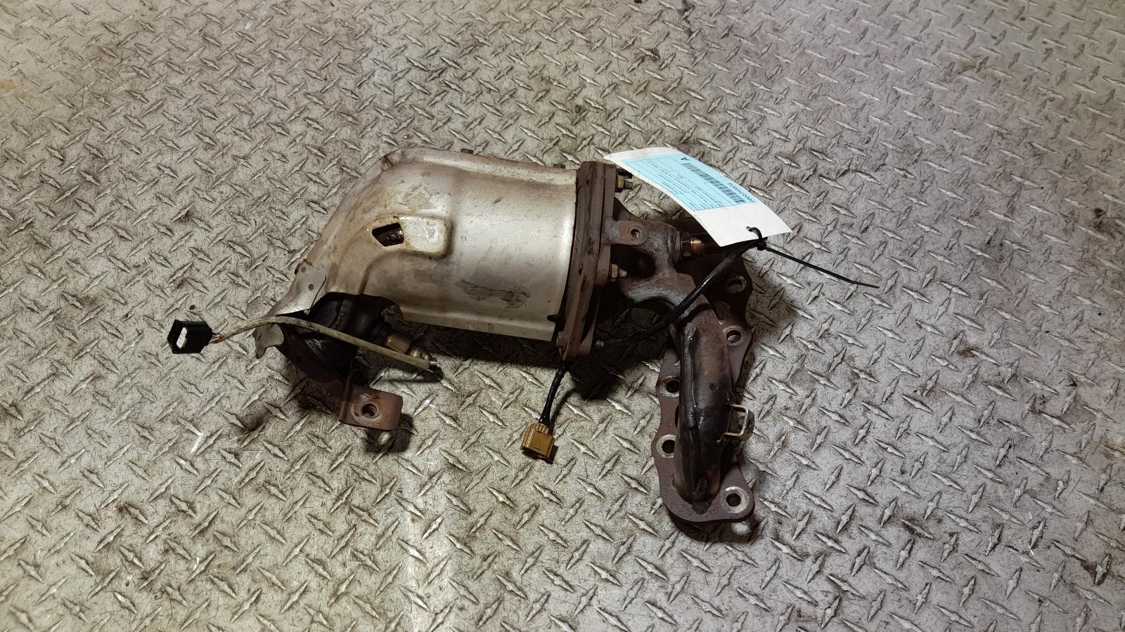 View Auto part Catalytic Converter Nissan Pathfinder 2016