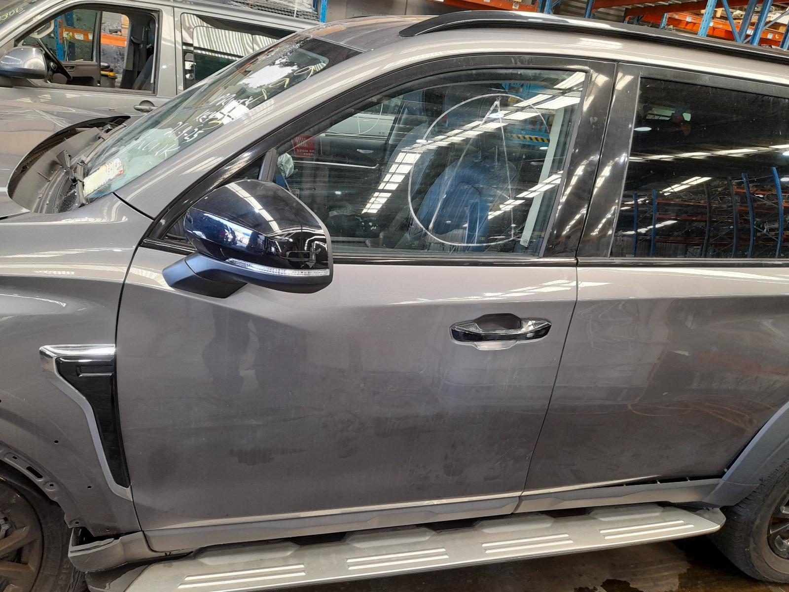 View Auto part Left Front Door Ldv D90 2024