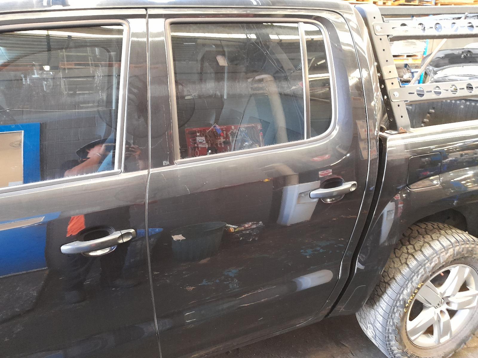 View Auto part Left Rear Wnd Reg/Motor Volkswagen Amarok 2013