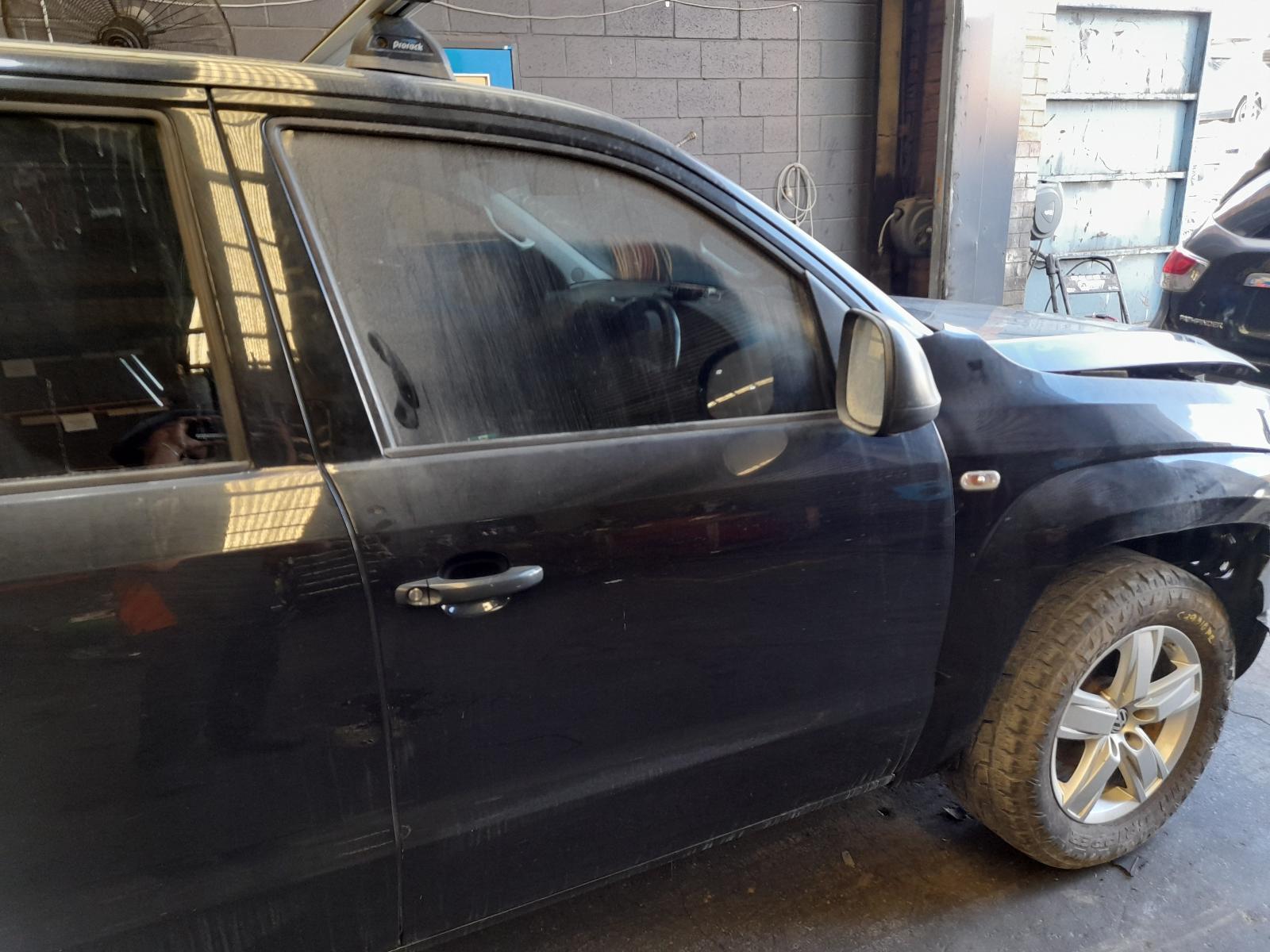 View Auto part Right Front Door Window Volkswagen Amarok 2013