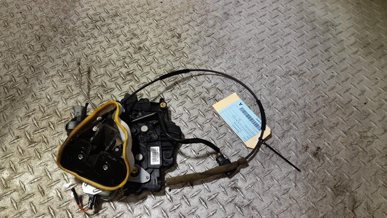 View Auto part Door/Boot/Gate Lock Volkswagen Transporter 2012