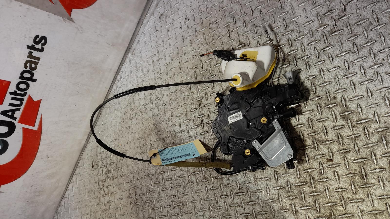 View Auto part Door/Boot/Gate Lock Volkswagen Transporter 2012