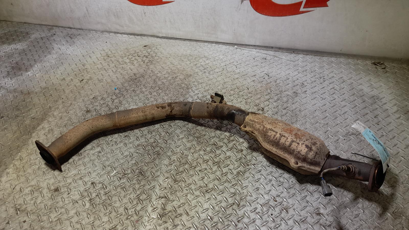 View Auto part Catalytic Converter Toyota Hilux 2013