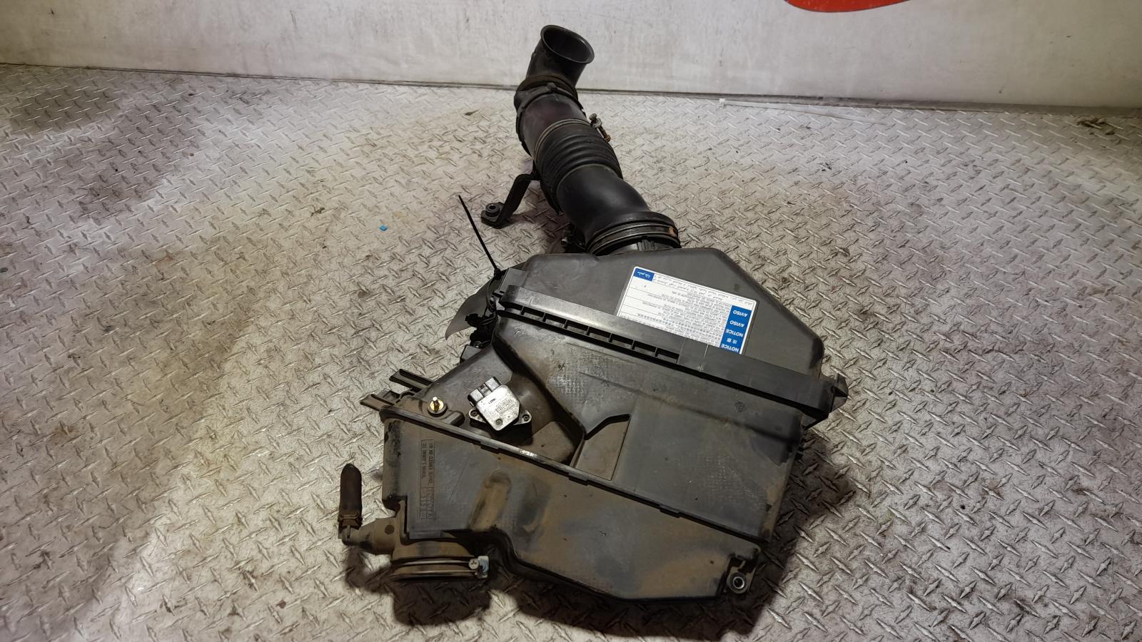 View Auto part Air Cleaner/Box Toyota Hilux 2013