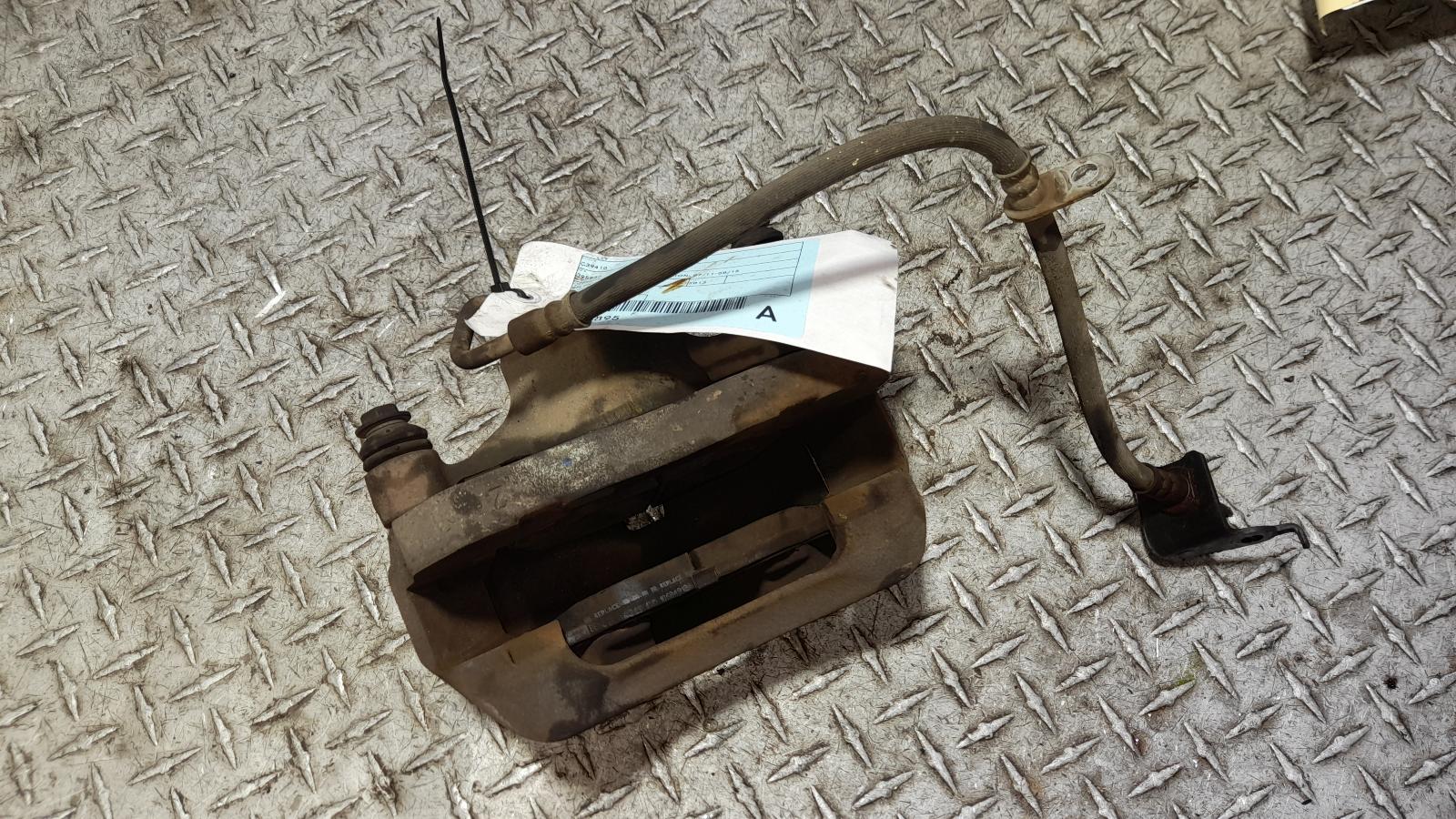 View Auto part Caliper Toyota Hilux 2013