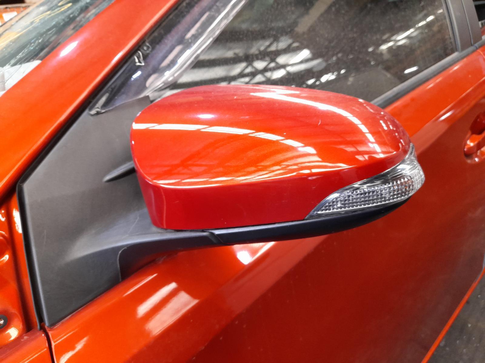View Auto part Left Door Mirror Toyota Corolla 2016