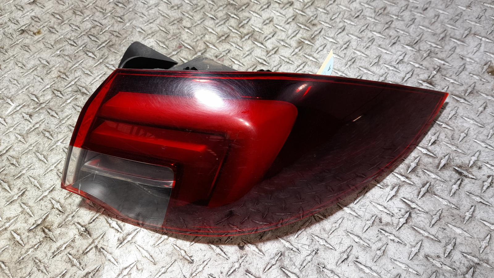 View Auto part Right Taillight Holden Commodore 2017