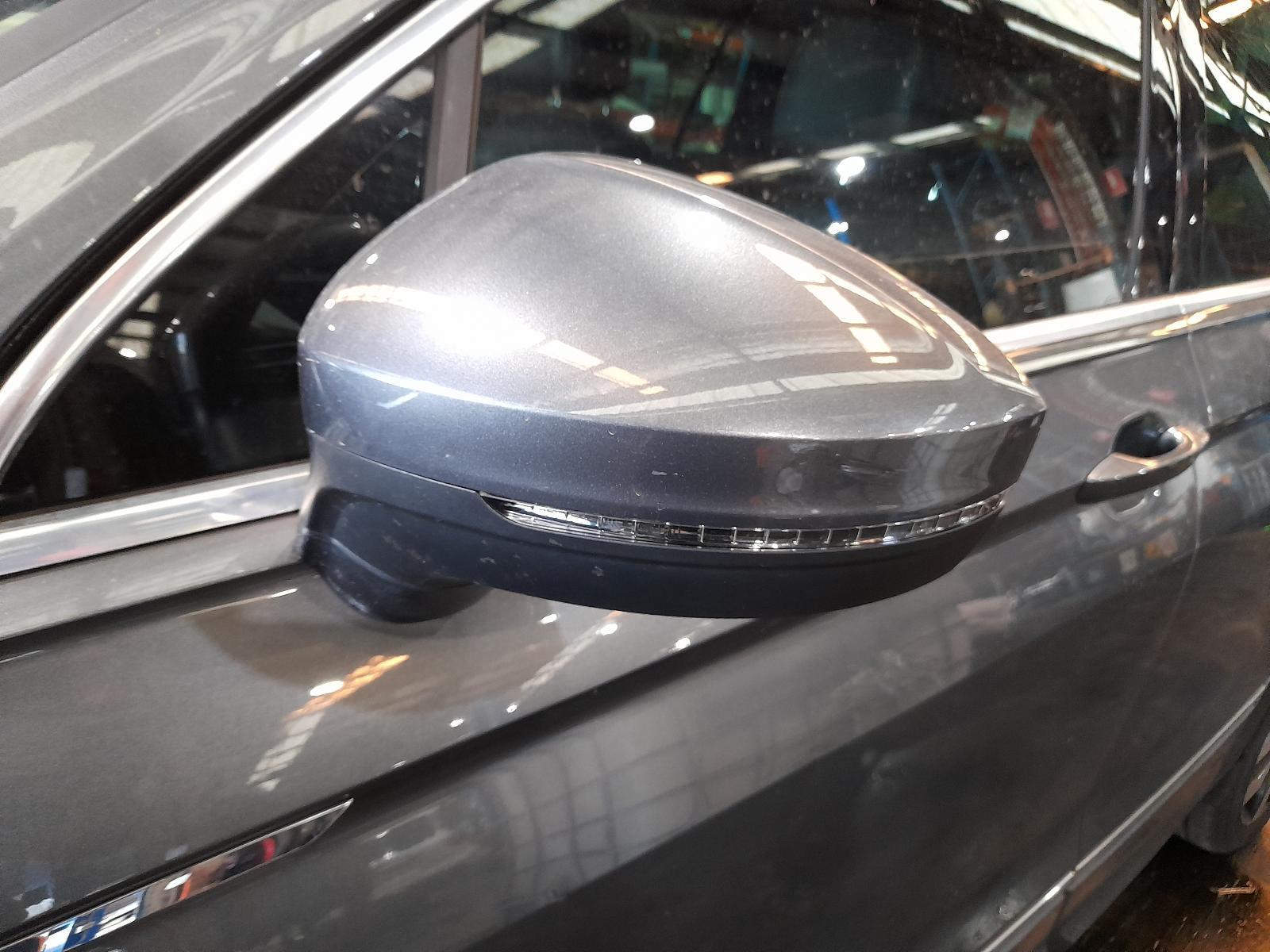 View Auto part Left Door Mirror Volkswagen Tiguan 2018
