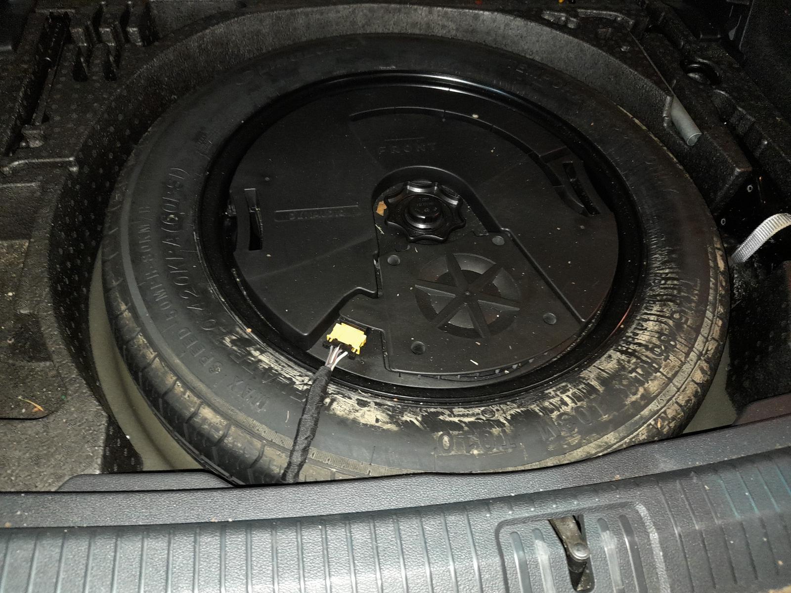 View Auto part Wheel Standard/Steel Volkswagen Tiguan 2018