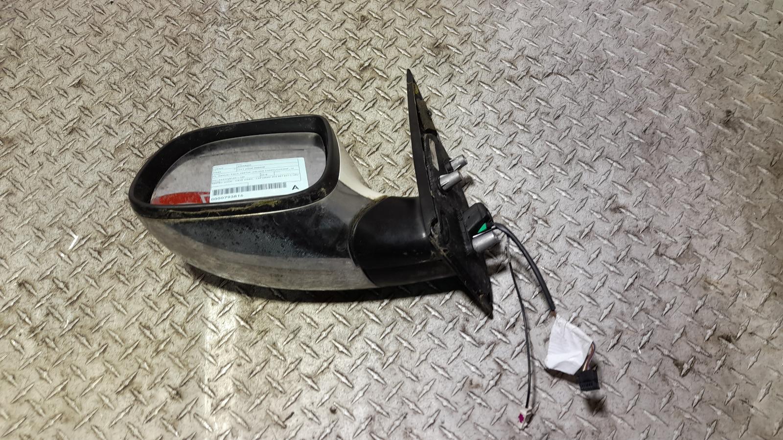 View Auto part Left Door Mirror Volkswagen Amarok 2018