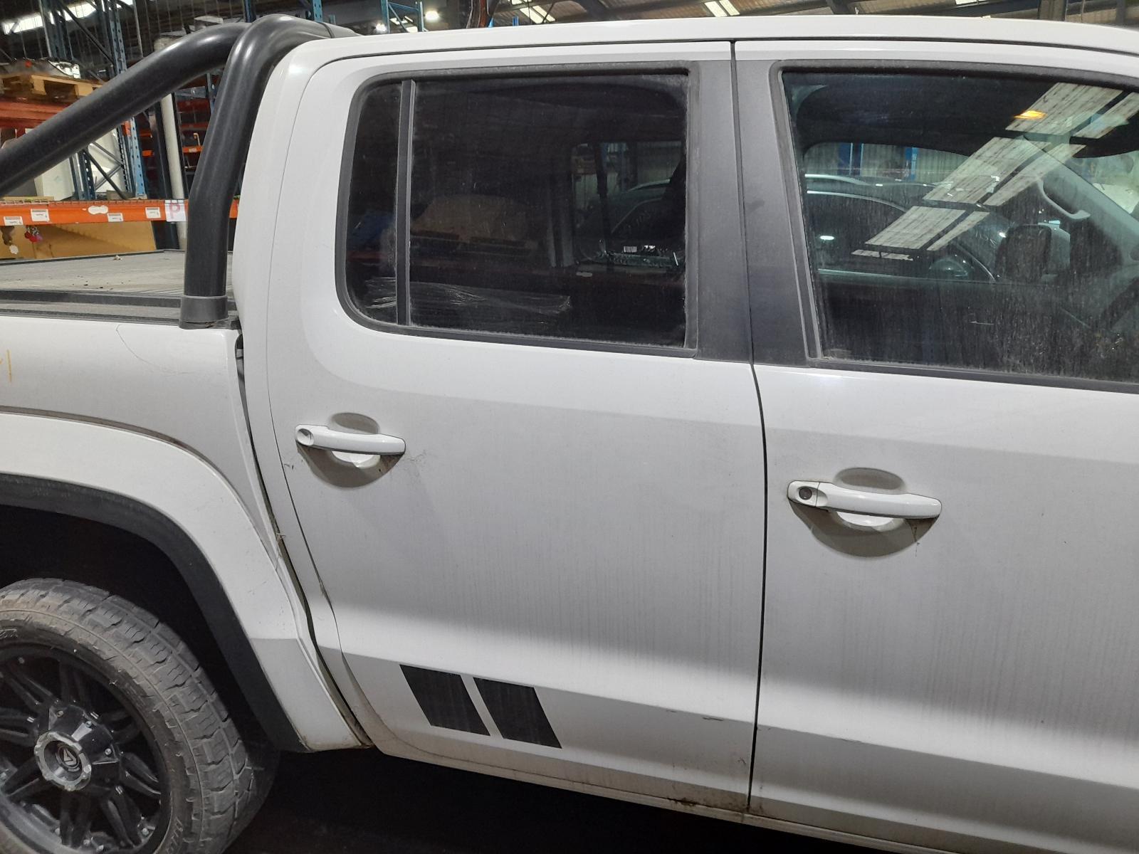 View Auto part Right Rear Wnd Reg/Motor Volkswagen Amarok 2018