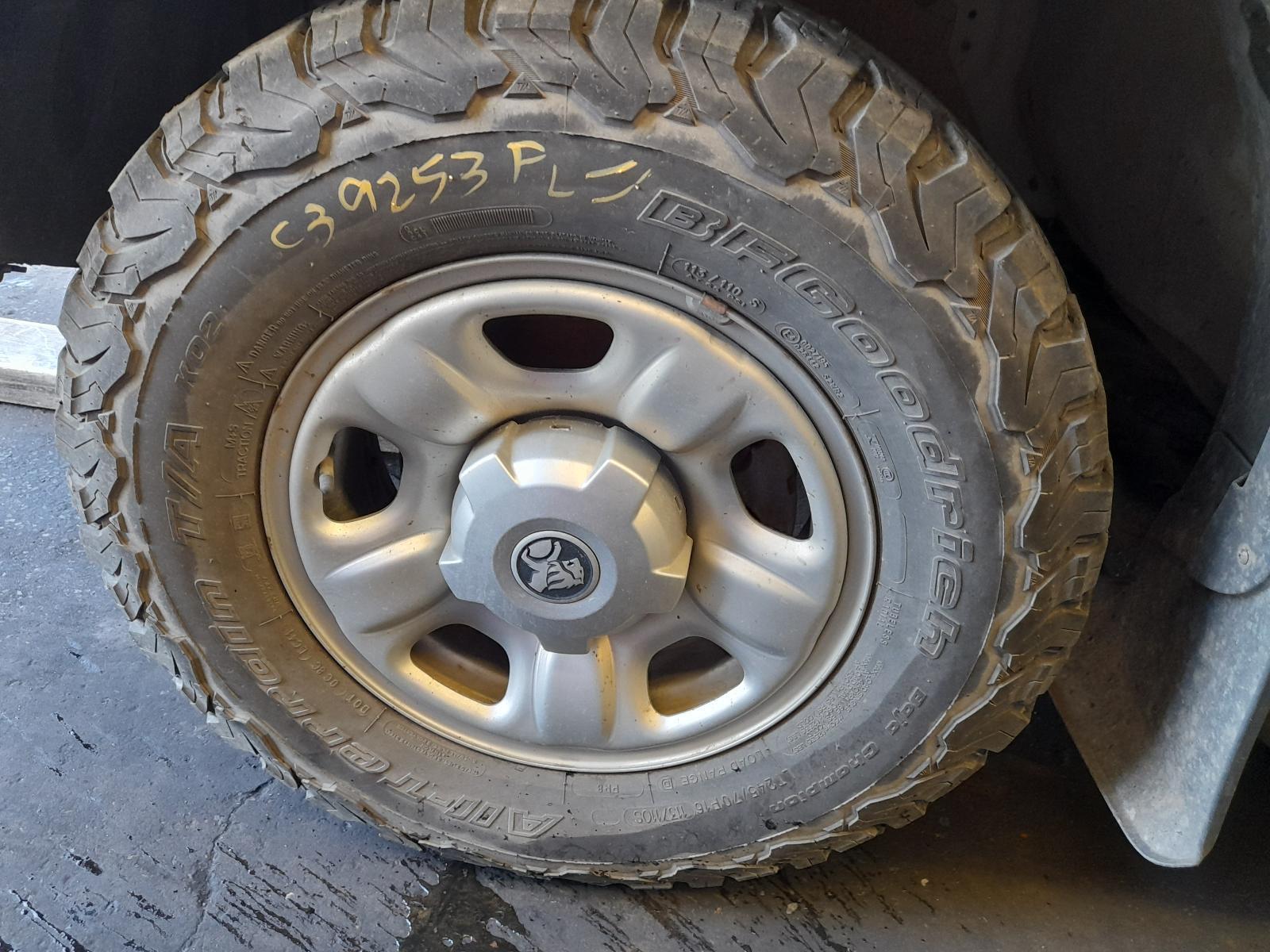 View Auto part Wheel Standard/Steel Holden Colorado 2015