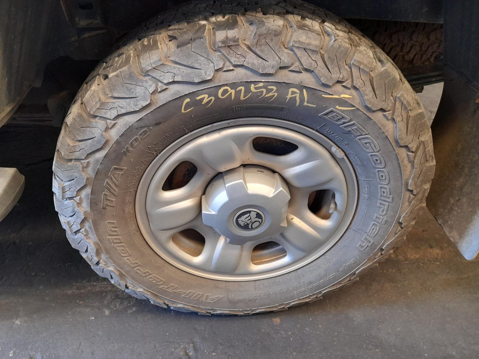 View Auto part Wheel Standard/Steel Holden Colorado 2015