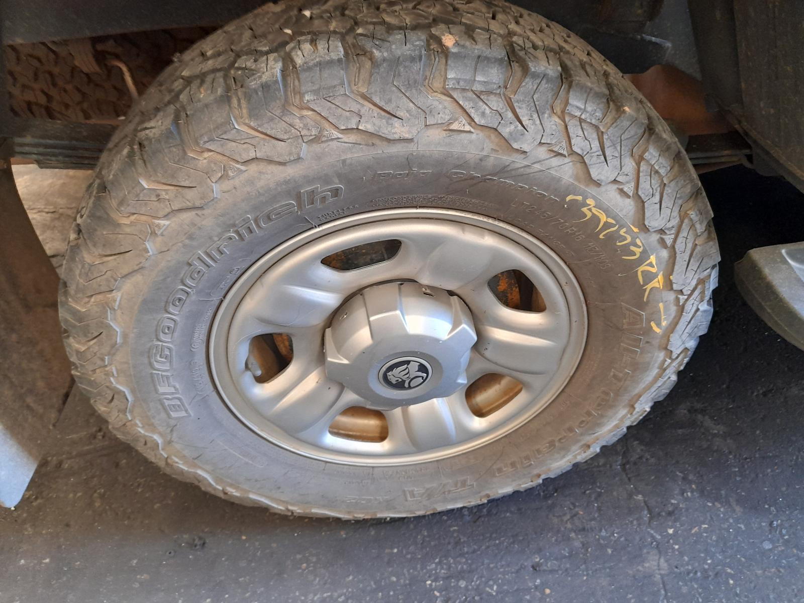 View Auto part Wheel Standard/Steel Holden Colorado 2015