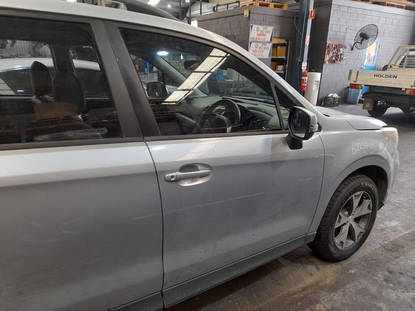 View Auto part Right Front Door Window Subaru Forester 2014
