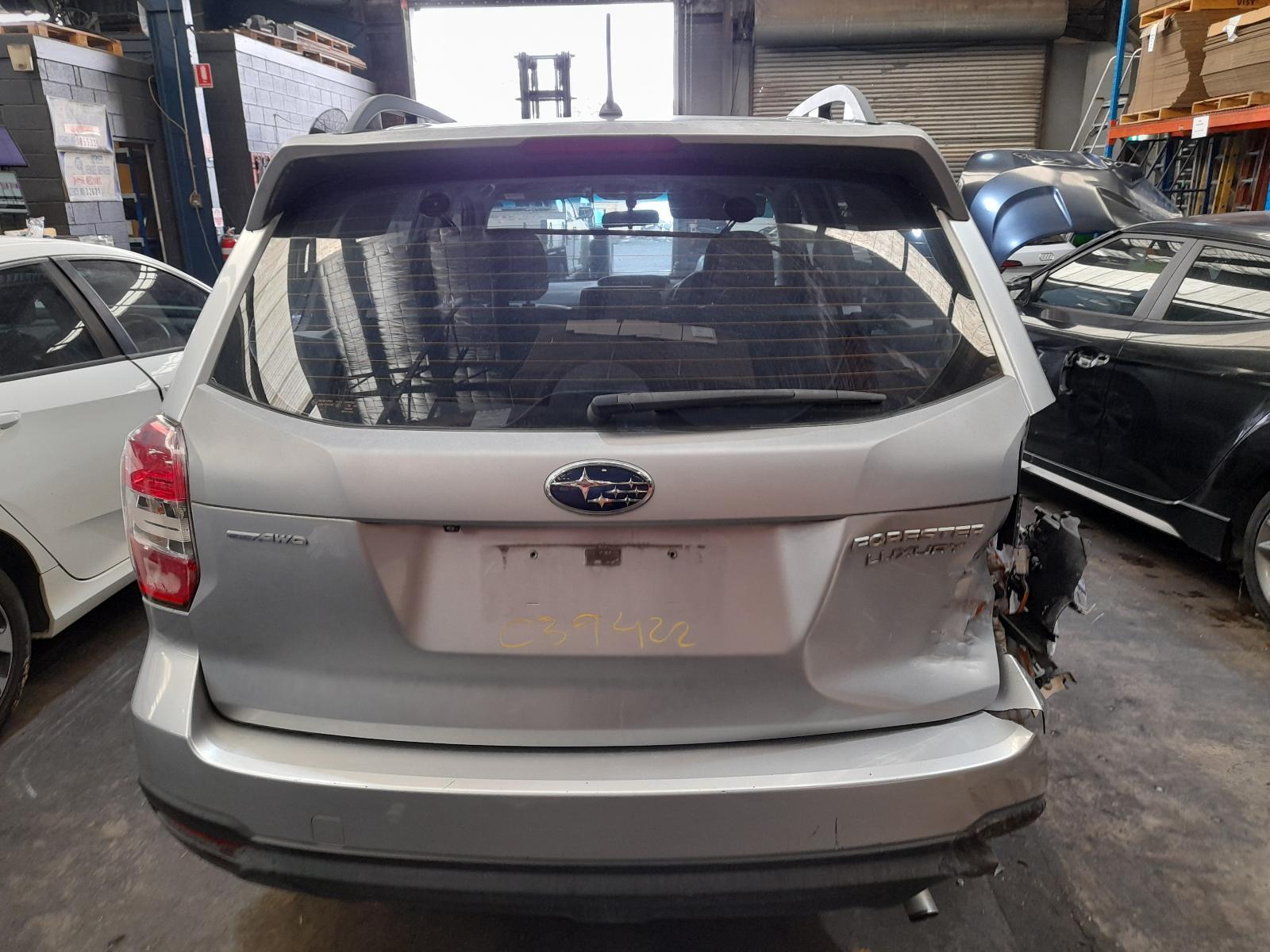View Auto part Rear/Tailgate Glass Subaru Forester 2014