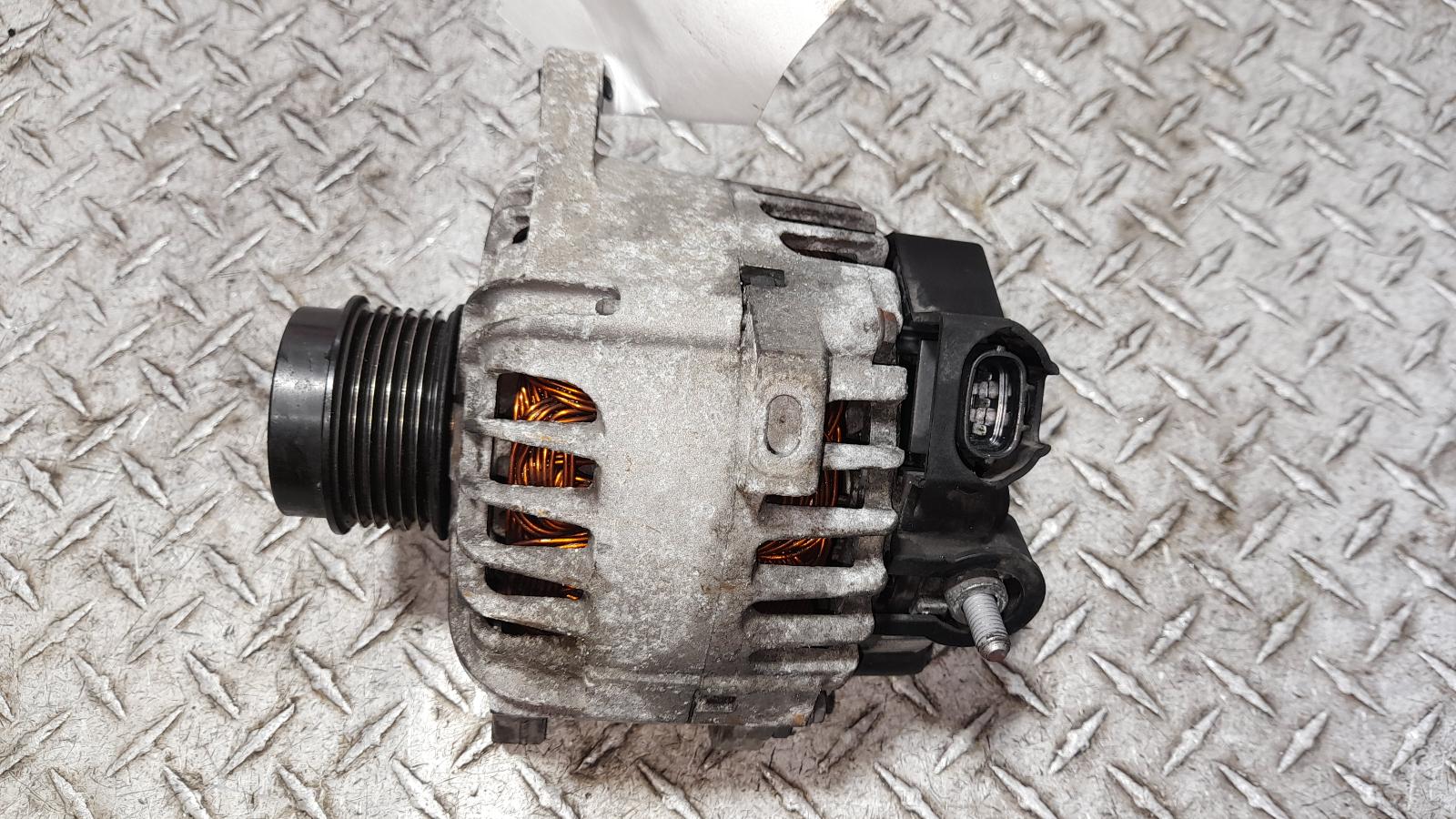 View Auto part Alternator Hyundai Veloster 2015