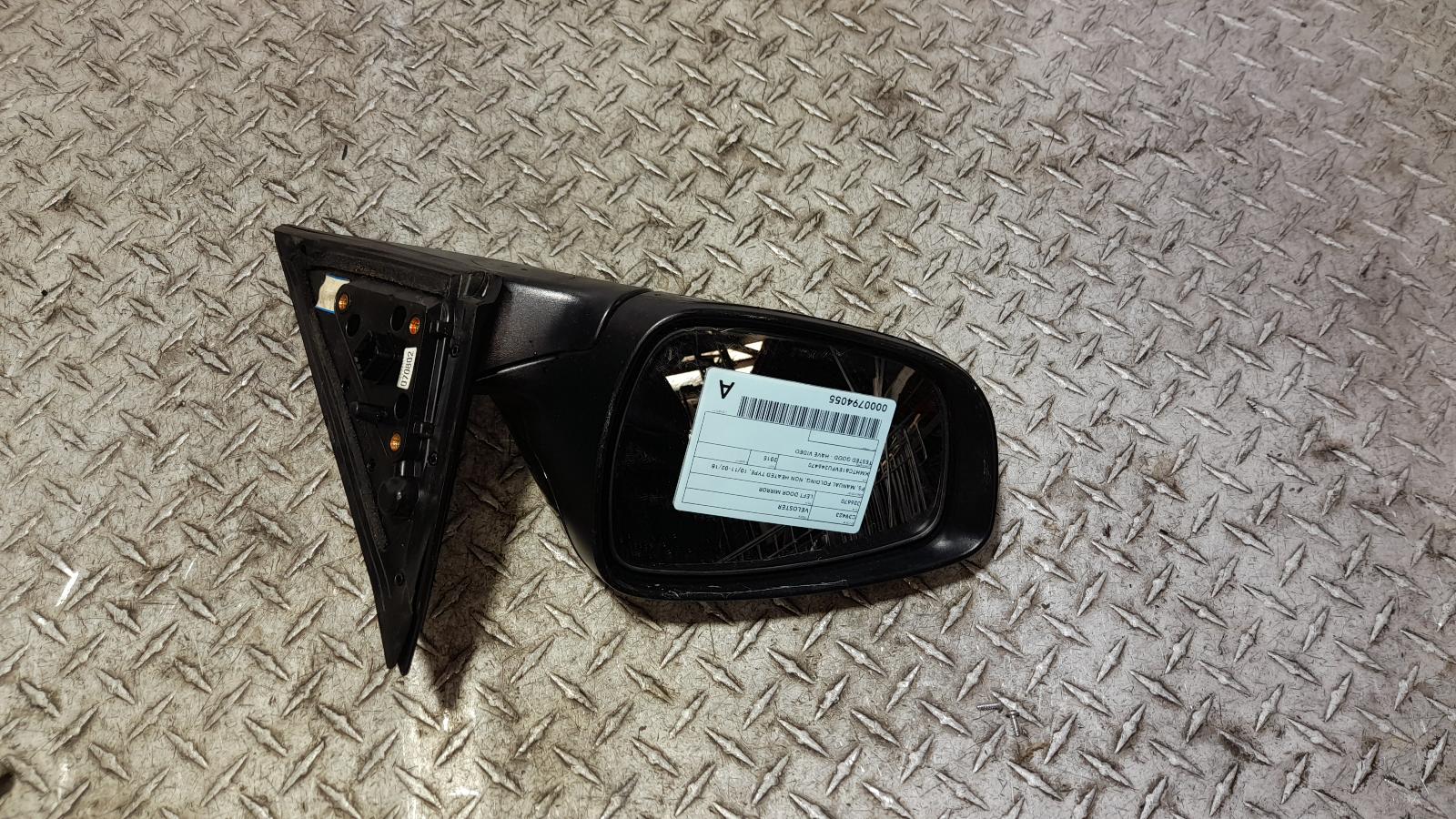 View Auto part Left Door Mirror Hyundai Veloster 2015