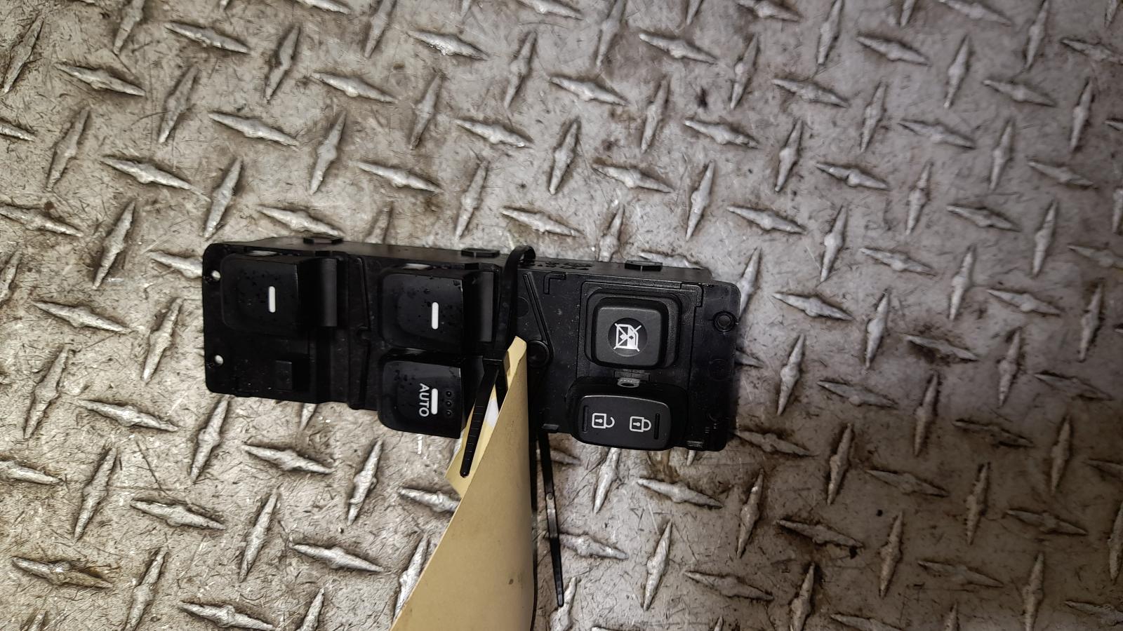 View Auto part Pwr Dr Wind Switch Hyundai Veloster 2015