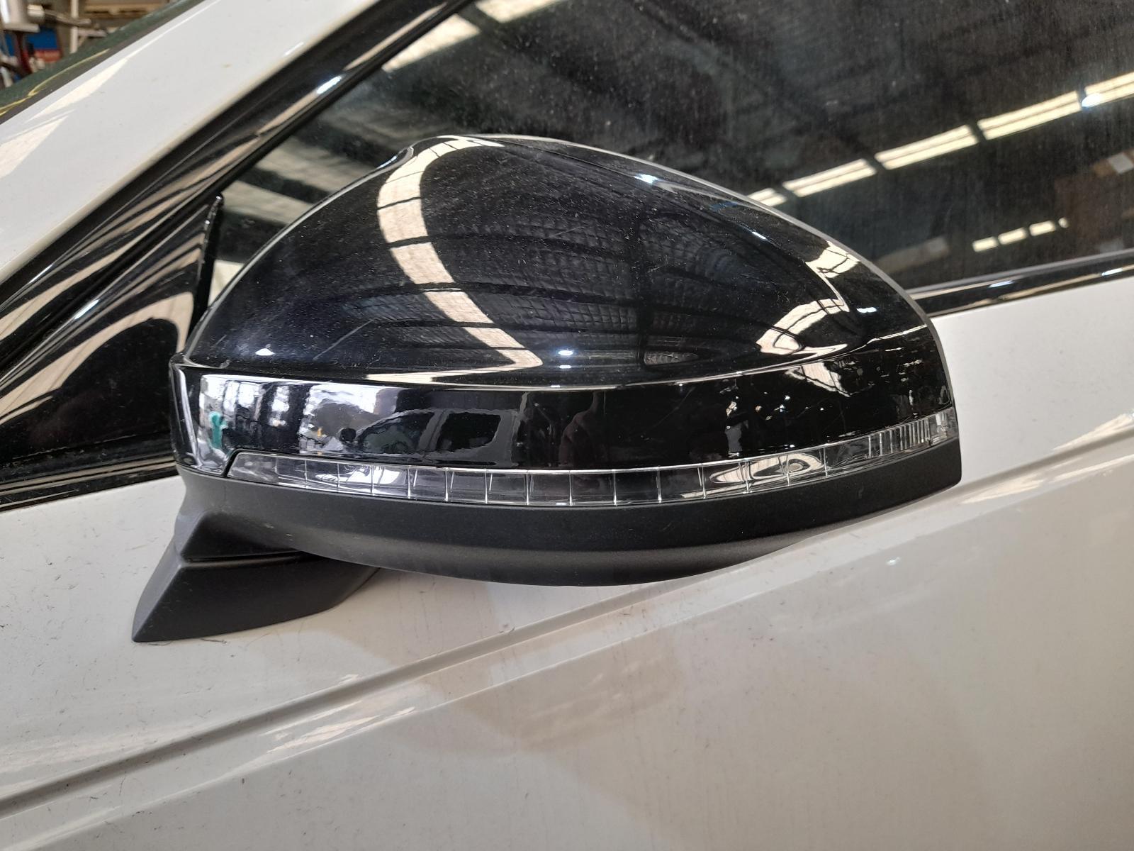 View Auto part Left Door Mirror Audi A4 2019