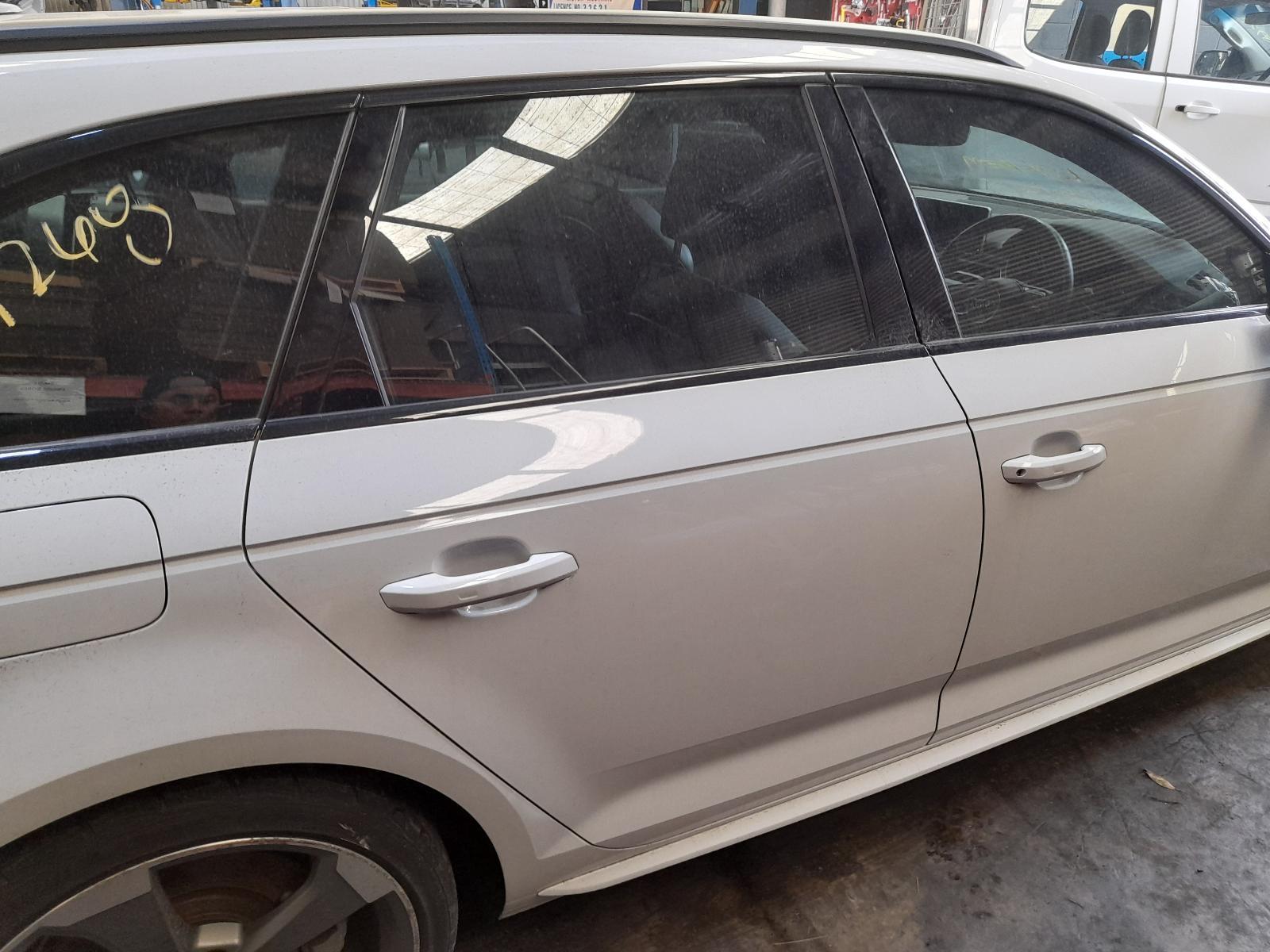 View Auto part Right Rear Door Sliding Audi A4 2019