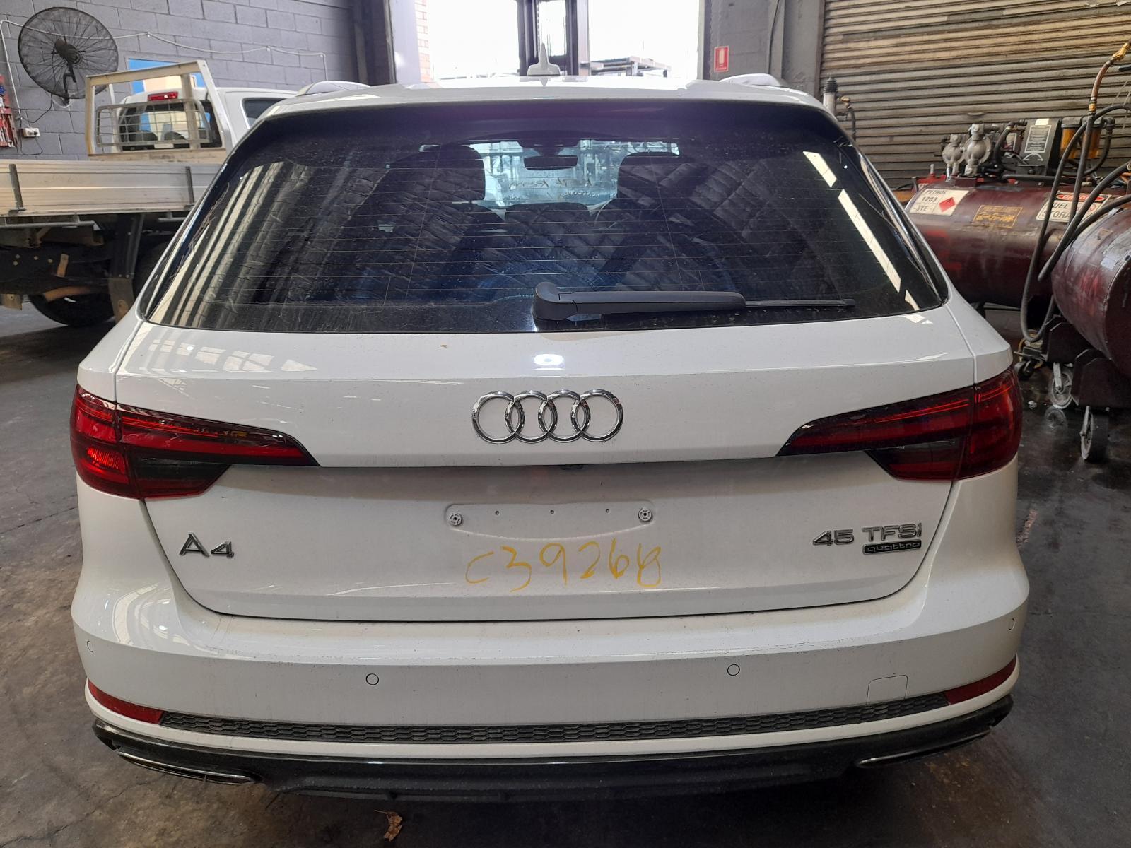 View Auto part Rear/Tailgate Glass Audi A4 2019