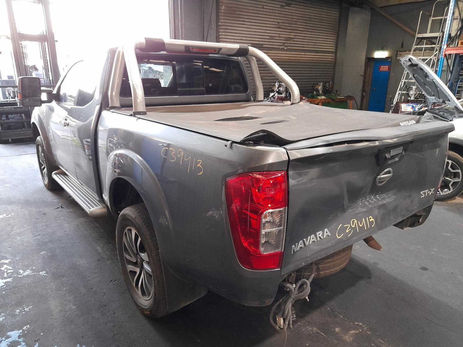View Auto part Tonneau/Cover Nissan Navara 2018