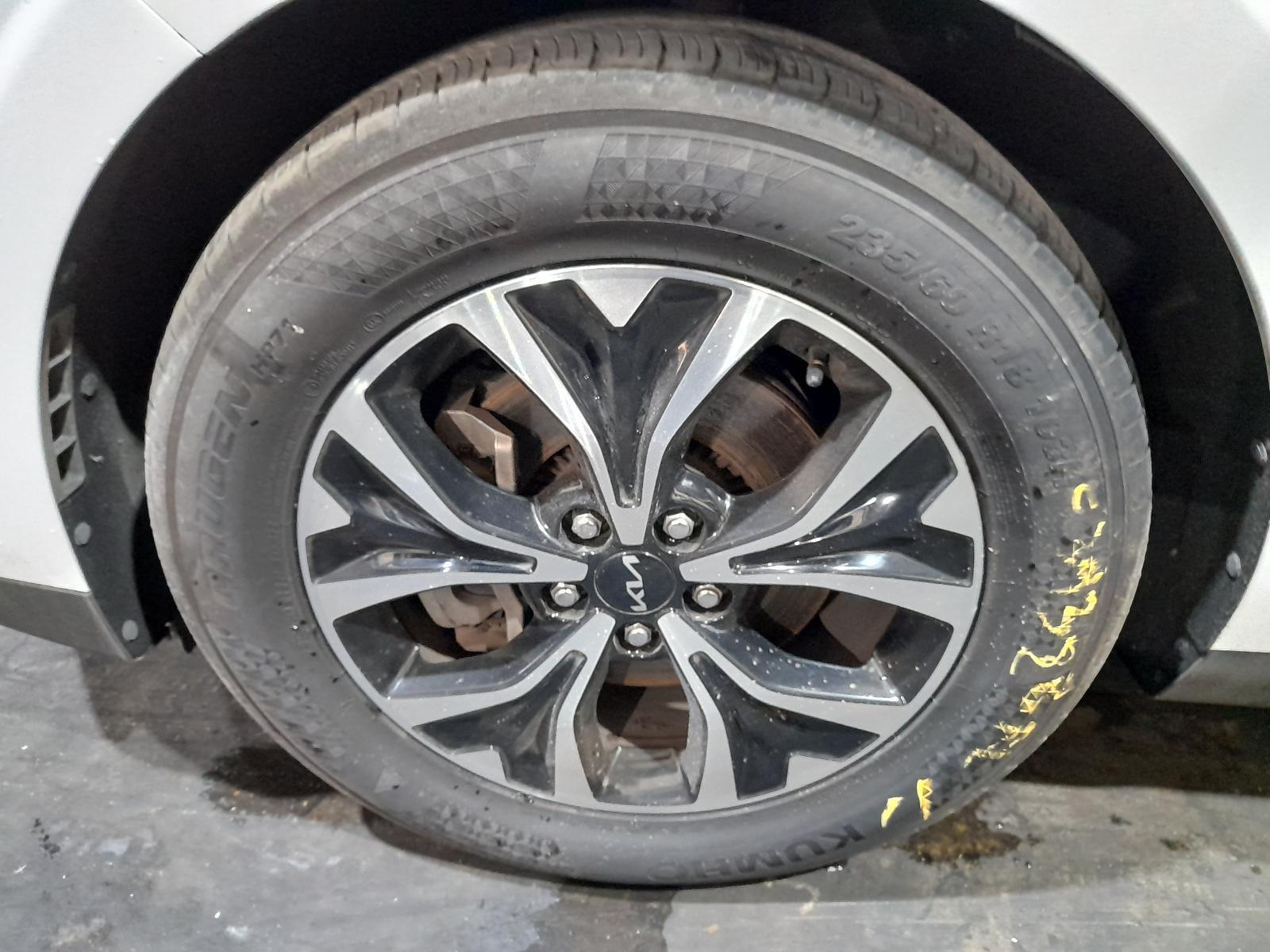 View Auto part Wheel Mag Kia Carnival/grand Carnival 2020