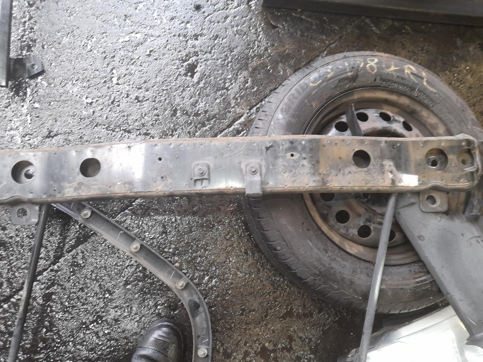 View Auto part F/Bar Reinforc/Brack Jeep Grandcherokee 2011