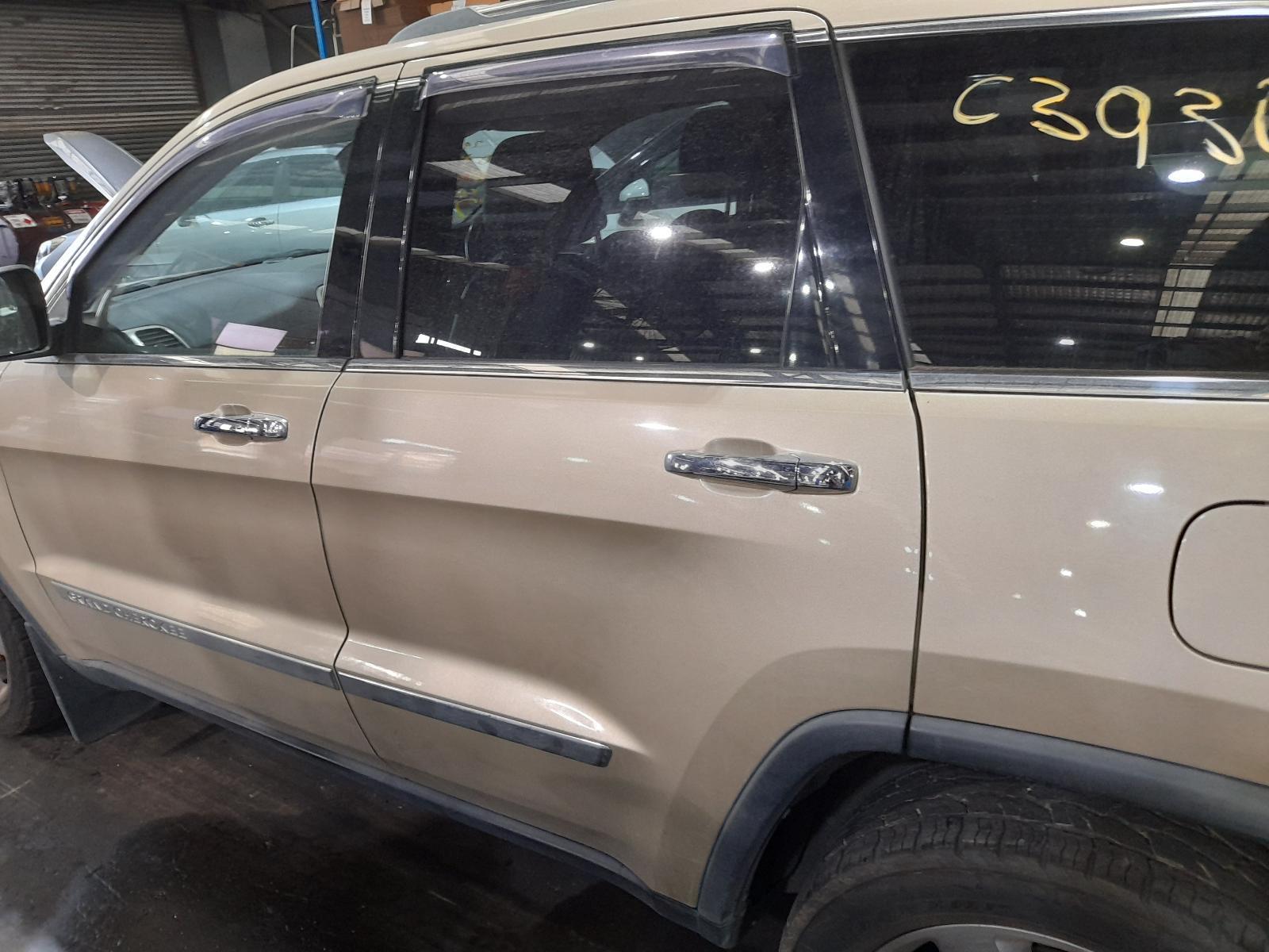 View Auto part Left Rear Side Glass Jeep Grandcherokee 2011