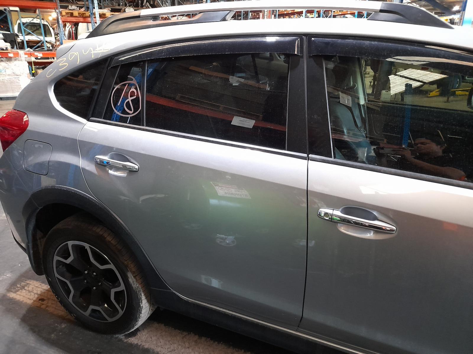 View Auto part Right Rear Wnd Reg/Motor Subaru Xv 2012