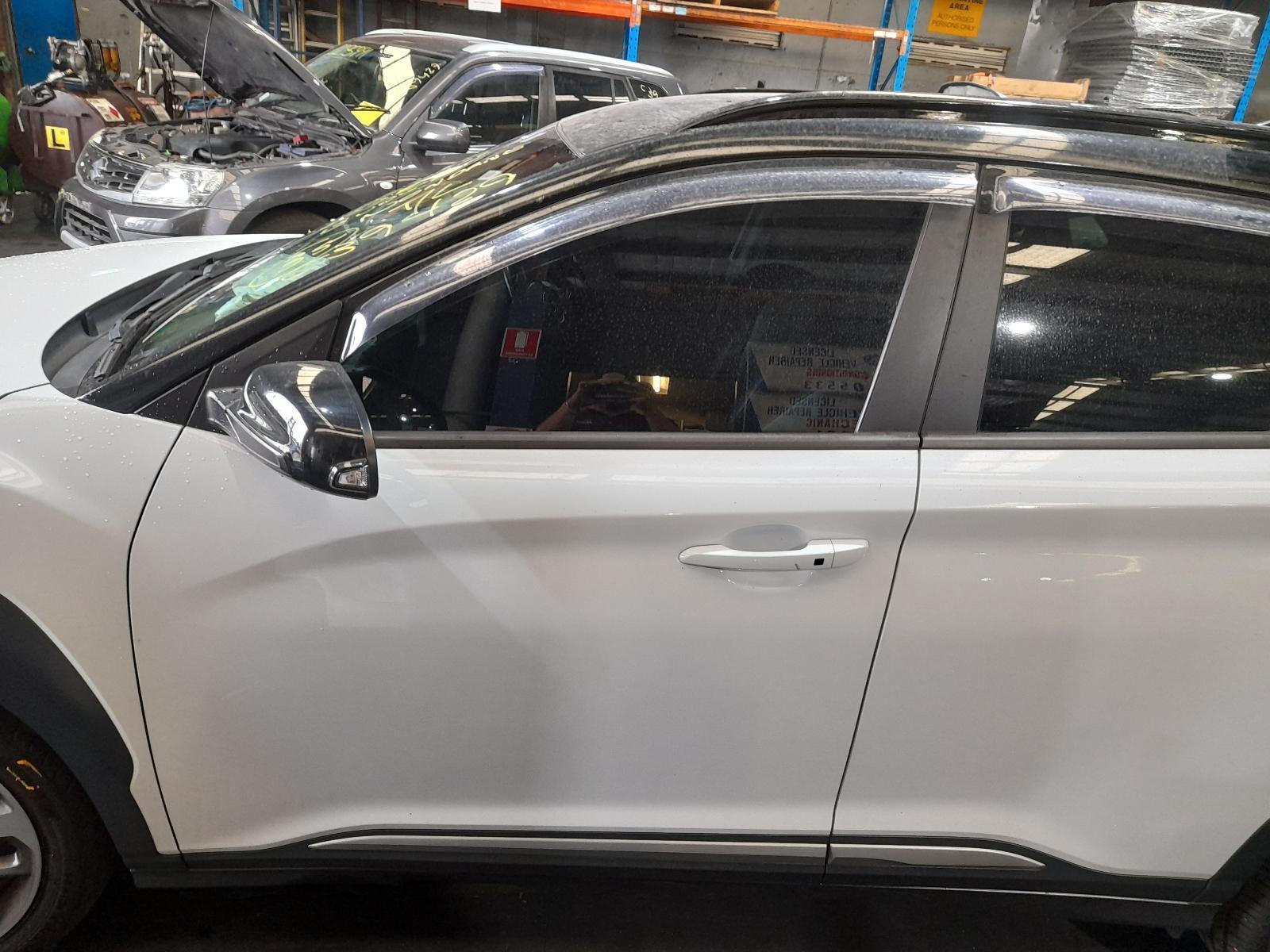 View Auto part Left Front Door Window Hyundai Kona 2019
