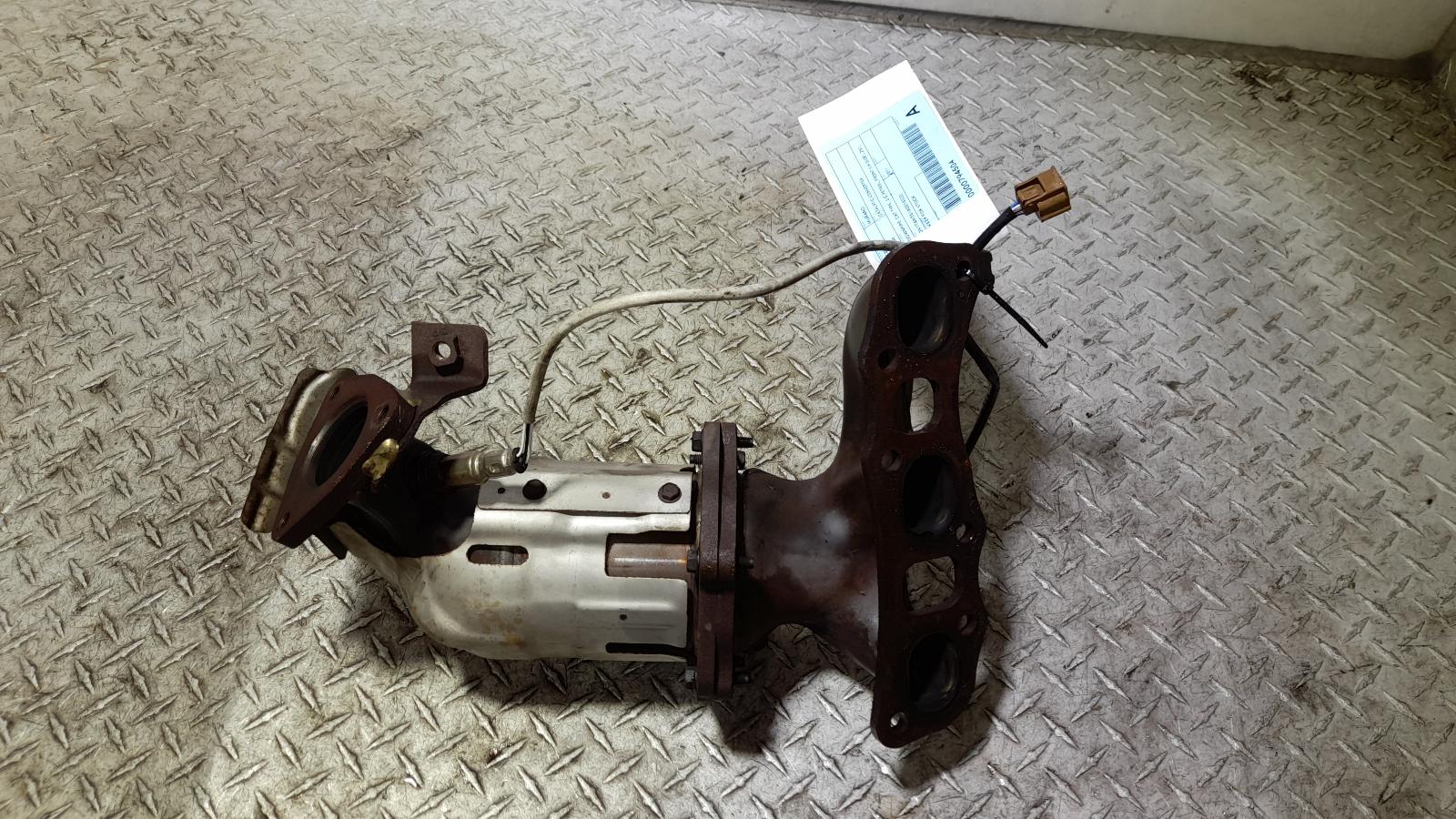 View Auto part Catalytic Converter Nissan Murano 2011