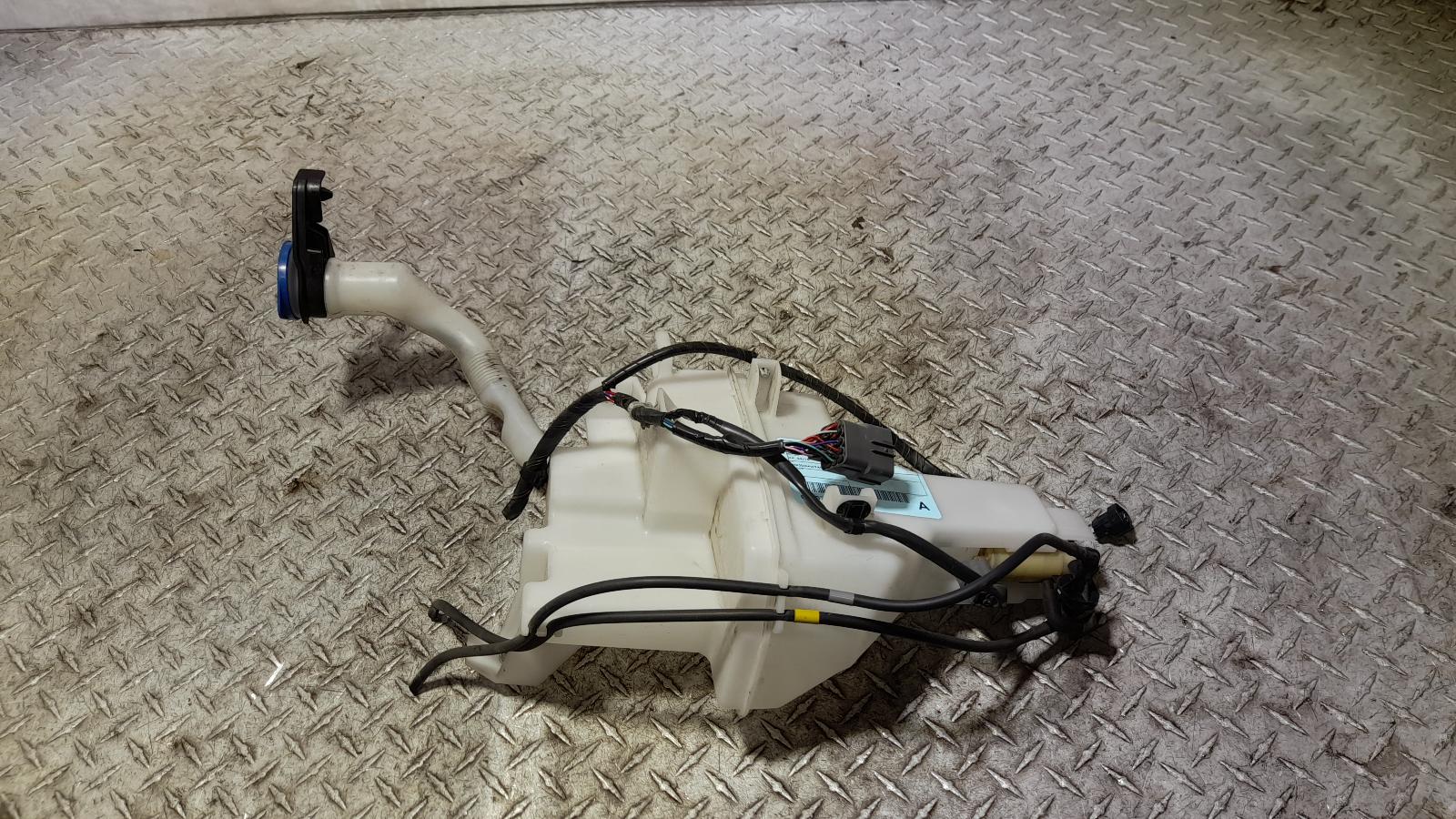 View Auto part Washer Bottle Mazda Cx3 2017