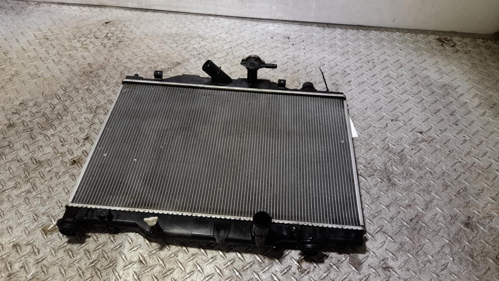 View Auto part Radiator Mazda Cx3 2017