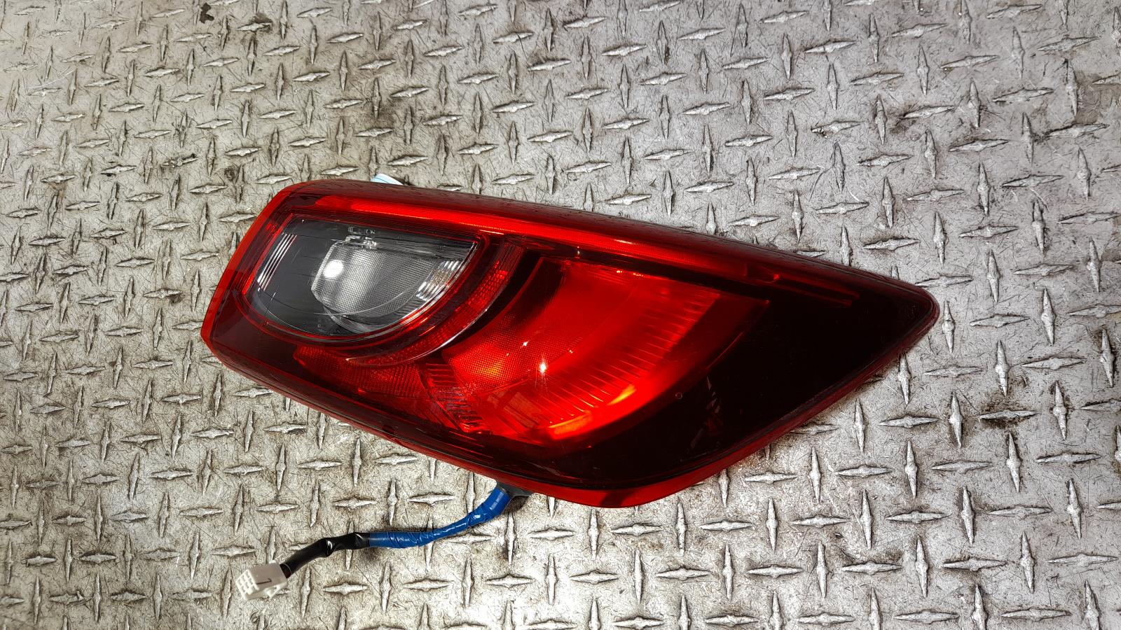 View Auto part Right Taillight Mazda Cx3 2017