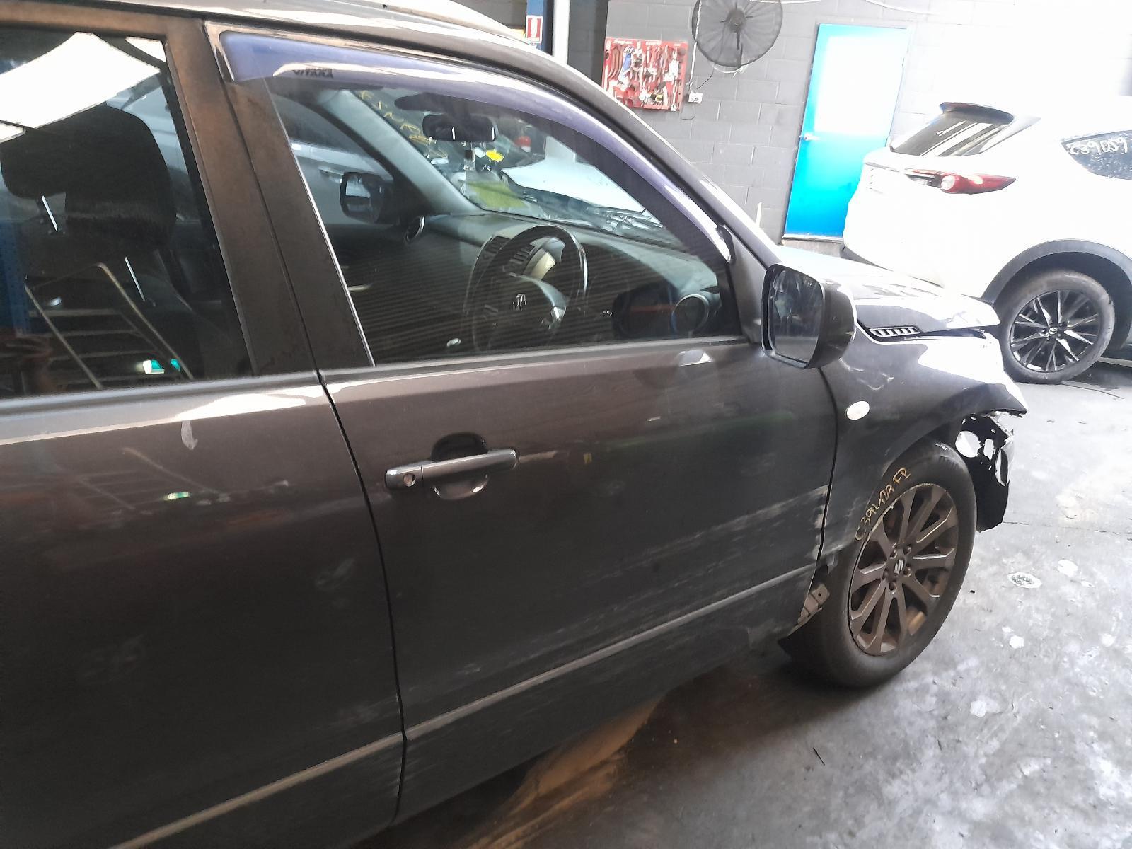 View Auto part Right Front Window Reg/Motor Suzuki Vitara 2015