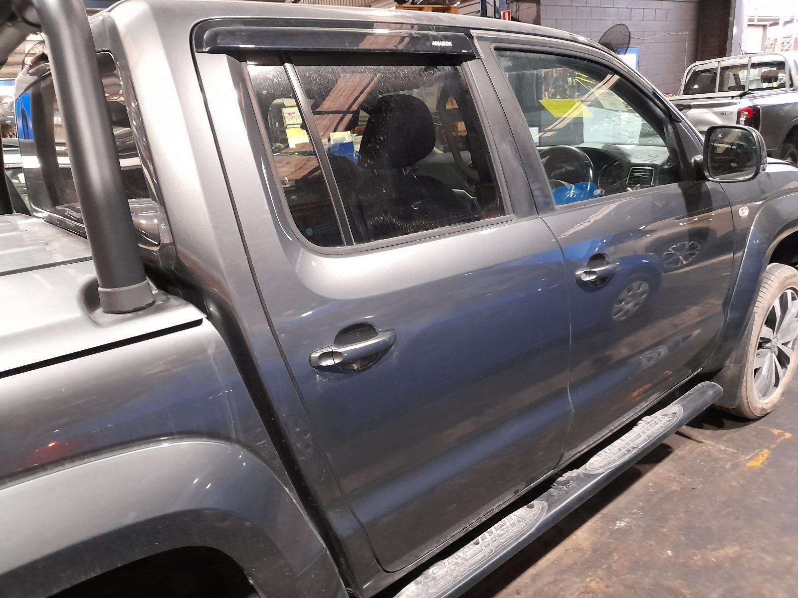 View Auto part Right Rear Door Sliding Volkswagen Amarok 2017